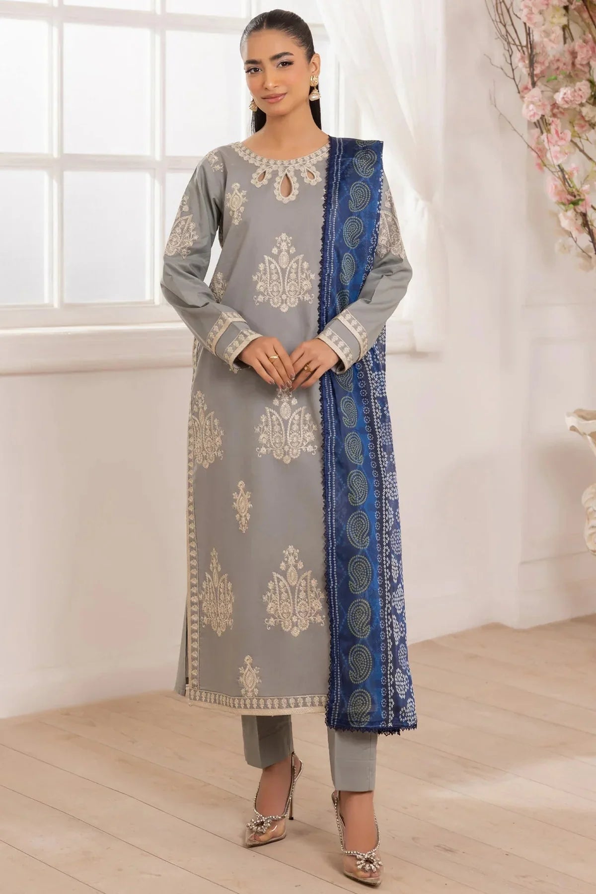 PREMIUM LAWN 3pc Embroided Unstitched Designer suit I 2505